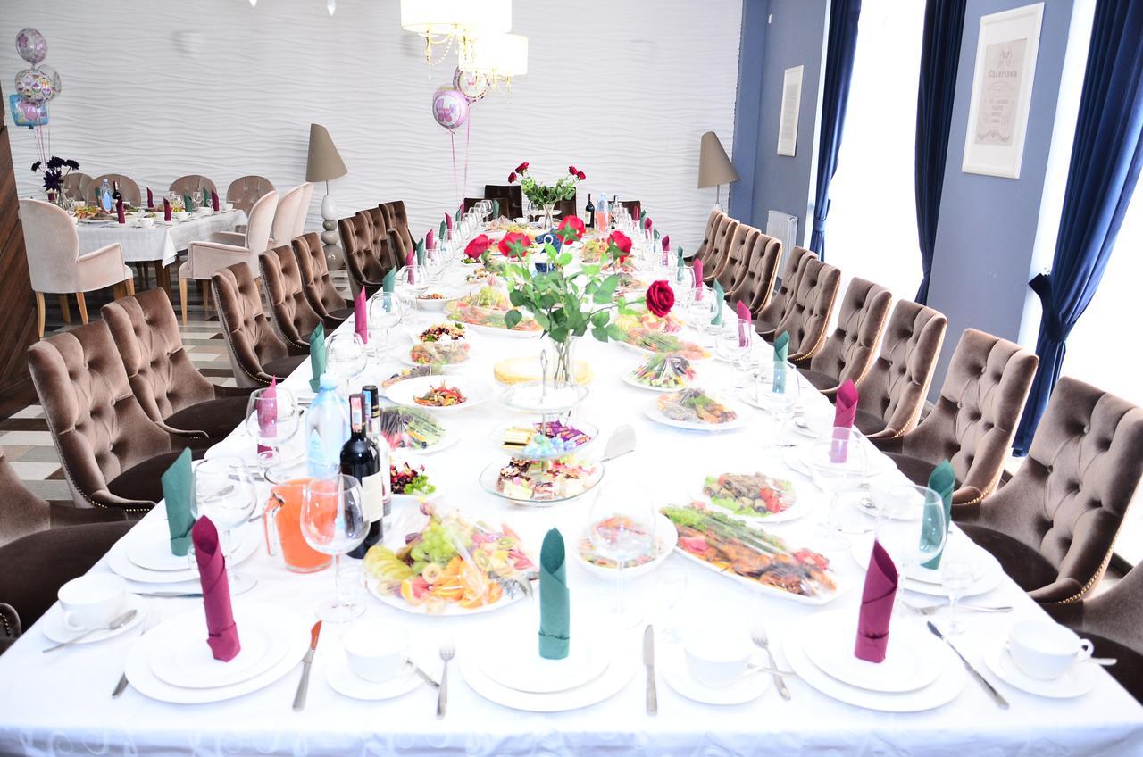 Hotel Jasmine Atyrau Luaran gambar